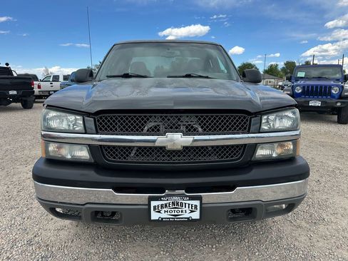 Used 2003 Chevrolet Silverado 1500 LS w/ Off-Road Package AWD/4WD image 3