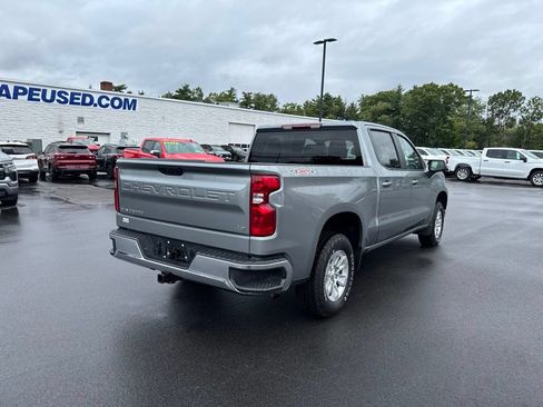 Used 2024 Chevrolet Silverado 1500 LT AWD/4WD image 3