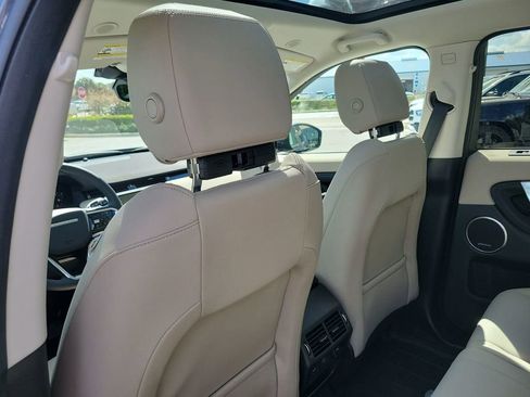 New 2025 Land Rover Discovery Sport S image 17