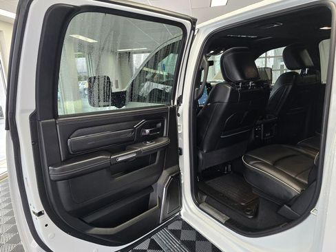 Used 2024 RAM 2500 Limited image 39
