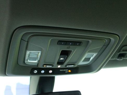 Used 2019 Chevrolet Silverado 1500 LT image 19