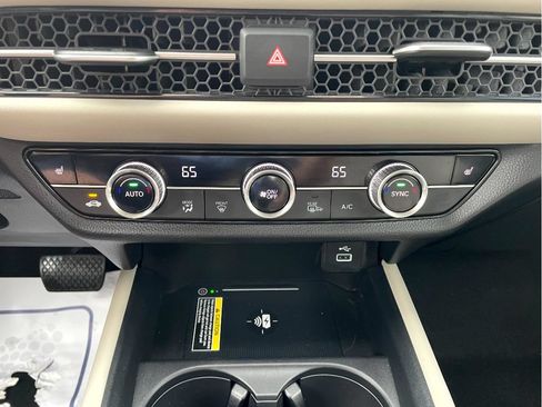 Certified 2024 Honda HR-V EX-L image 18