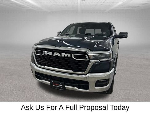 Used 2025 RAM 1500 Big Horn AWD/4WD image 7