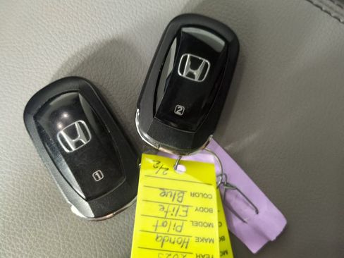 Certified 2025 Honda Pilot Elite image 33