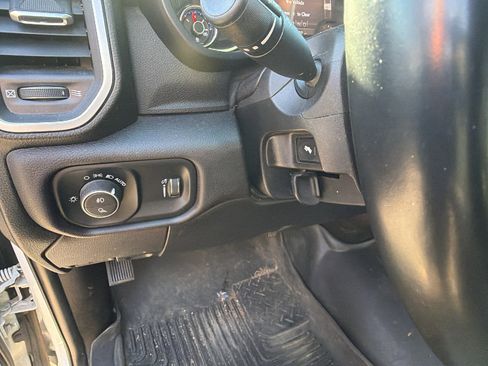 Used 2022 RAM 2500 Big Horn w/ Level C Equiment Group image 24