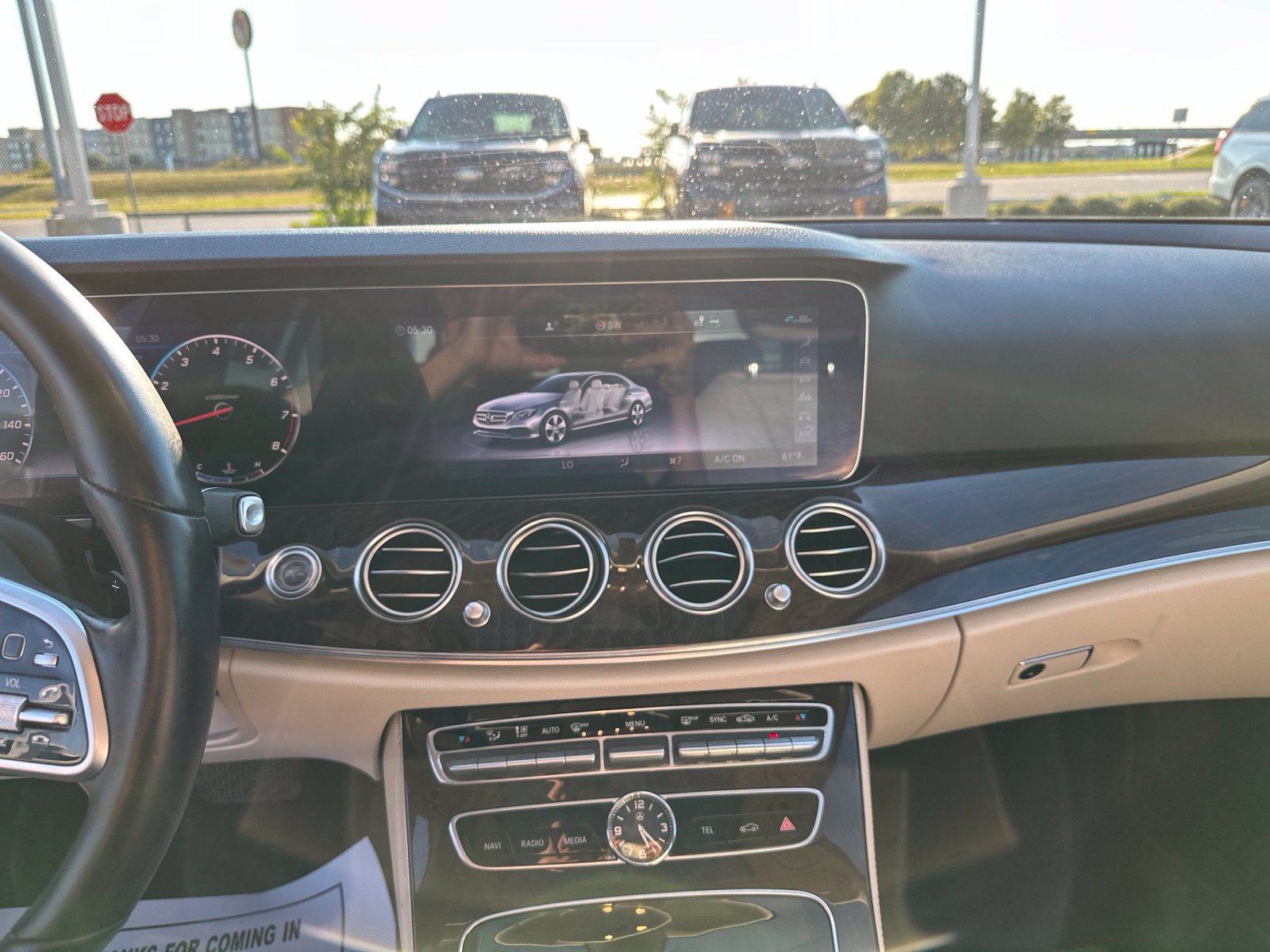 Used 2020 Mercedes-Benz E 350 Sedan image 22