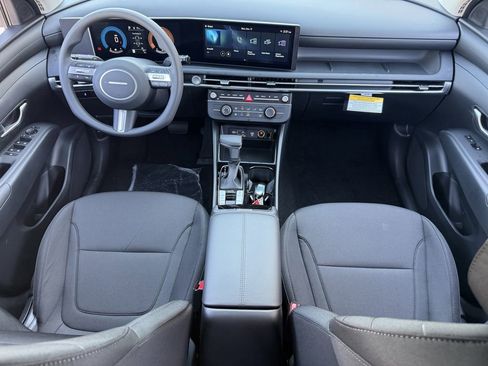 New 2026 Hyundai Tucson SE image 11