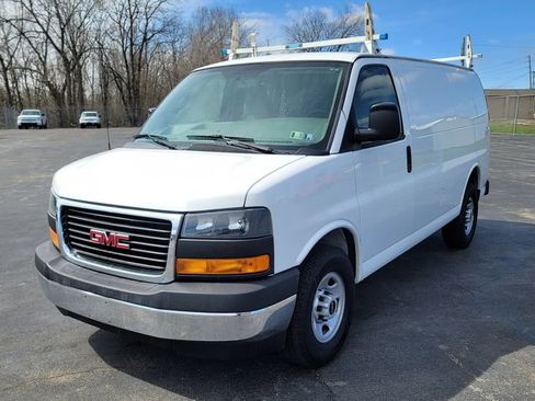 Used 2017 GMC Savana 2500 RWD image 5
