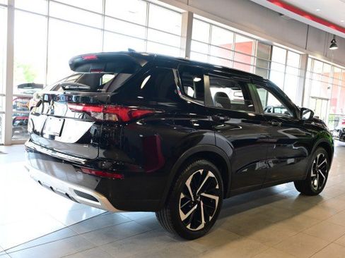 Used 2024 Mitsubishi Outlander SE Black Edition AWD/4WD image 5