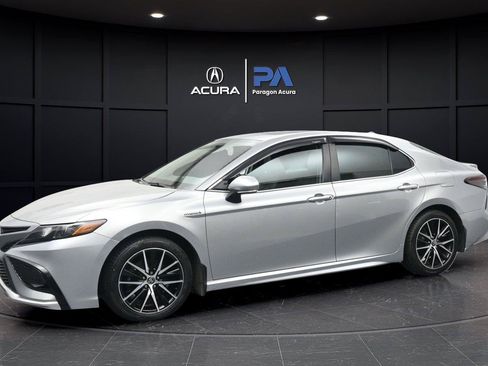 Used 2021 Toyota Camry SE w/ Audio Upgrade Package FWD image 25