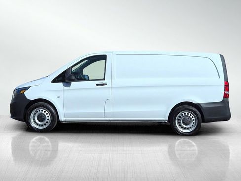 Used 2017 Mercedes-Benz Metris image 7