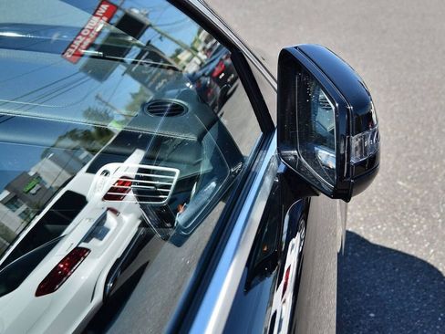 Used 2018 Mercedes-Benz CLS 550 4MATIC image 22