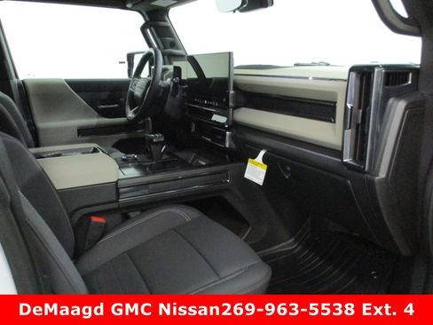 New 2026 GMC Hummer EV SUV image 17