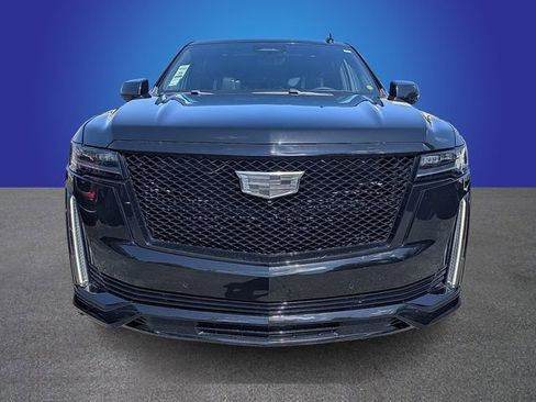 Used 2021 Cadillac Escalade Sport w/ Driver Assist Tech Package AWD/4WD image 8