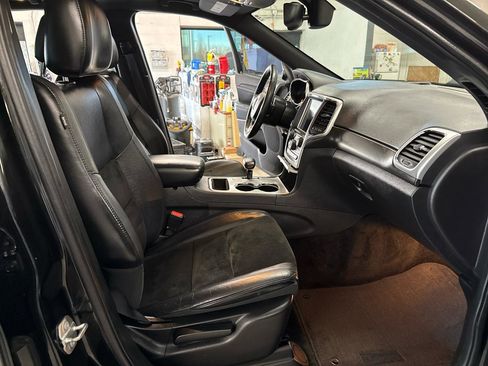 Used 2015 Jeep Grand Cherokee Altitude image 52