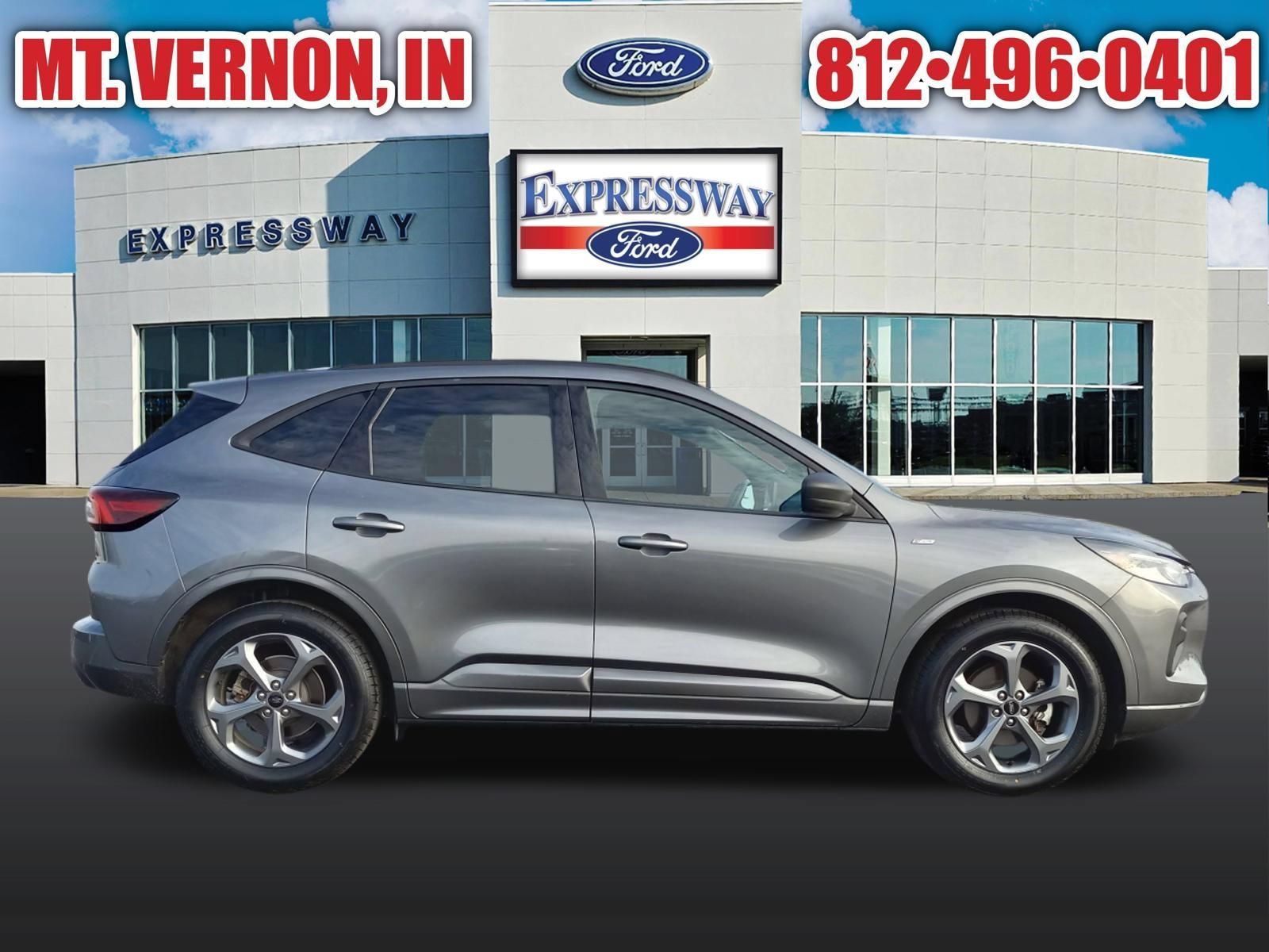 Used 2024 Ford Escape ST-Line w/ Cold Weather Package FWD image 6