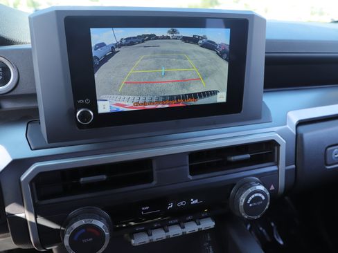 Used 2025 Toyota 4Runner SR5 image 19