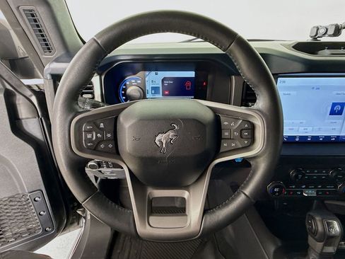 Used 2023 Ford Bronco Outer Banks w/ Sasquatch Package image 13