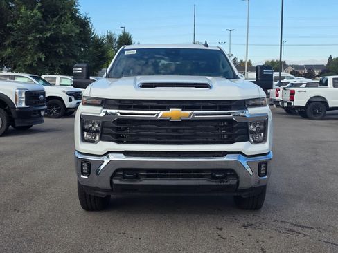 New 2025 Chevrolet Silverado 3500 LT AWD/4WD image 10
