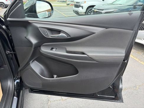 Used 2025 Buick Envista Preferred FWD image 19