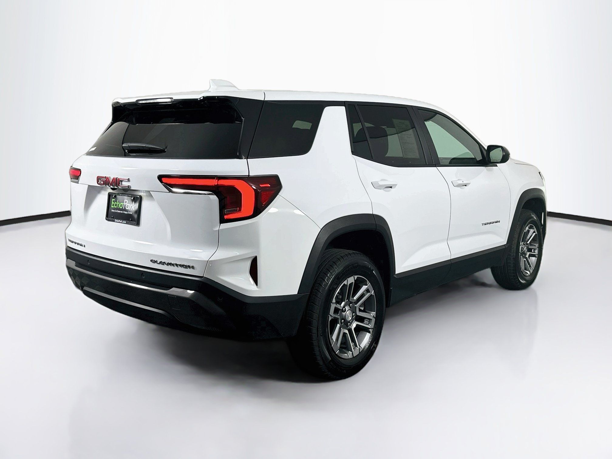 Used 2026 GMC Terrain Elevation FWD image 9