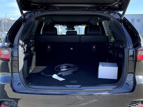 Certified 2025 MAZDA CX-70 Plug-In Hybrid w/ Premium Plus image 22