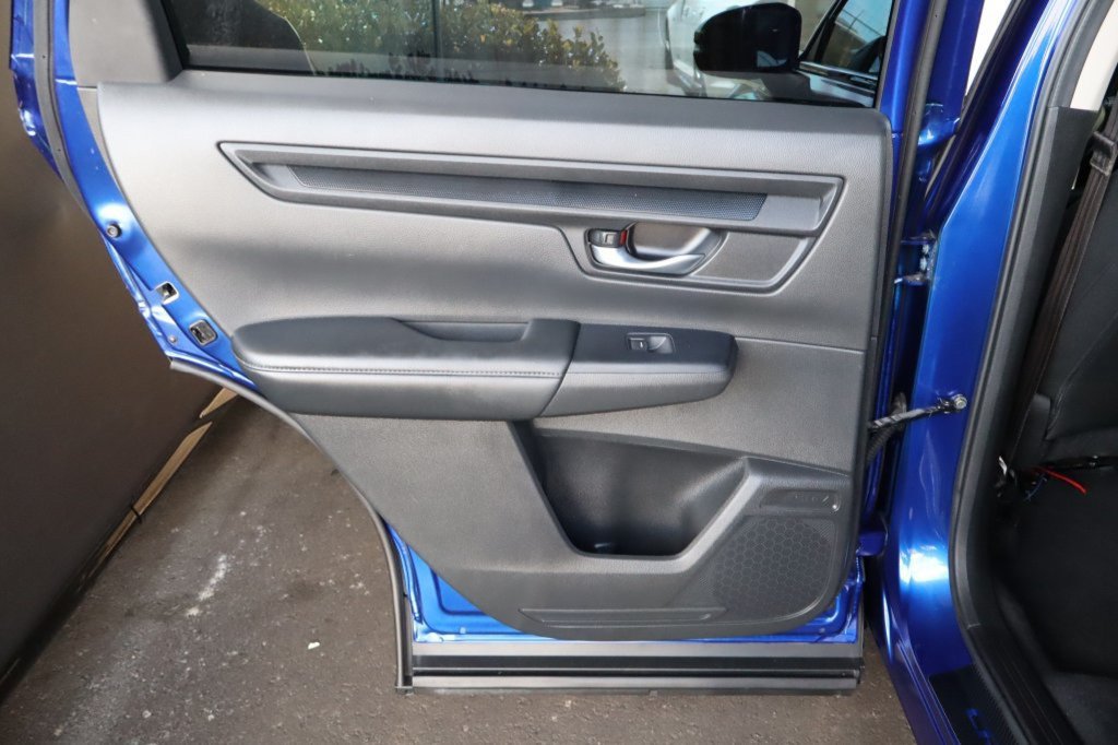 Used 2023 Honda CR-V LX image 37
