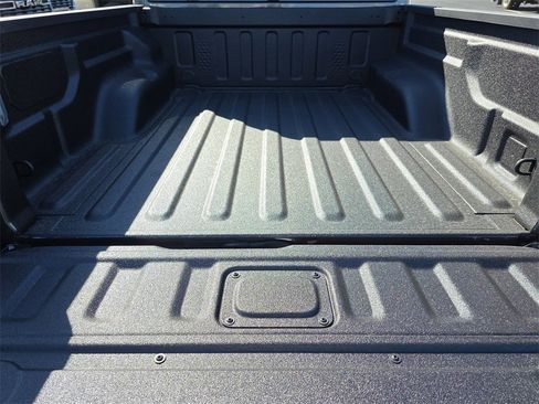 New 2025 Jeep Gladiator Sport image 5