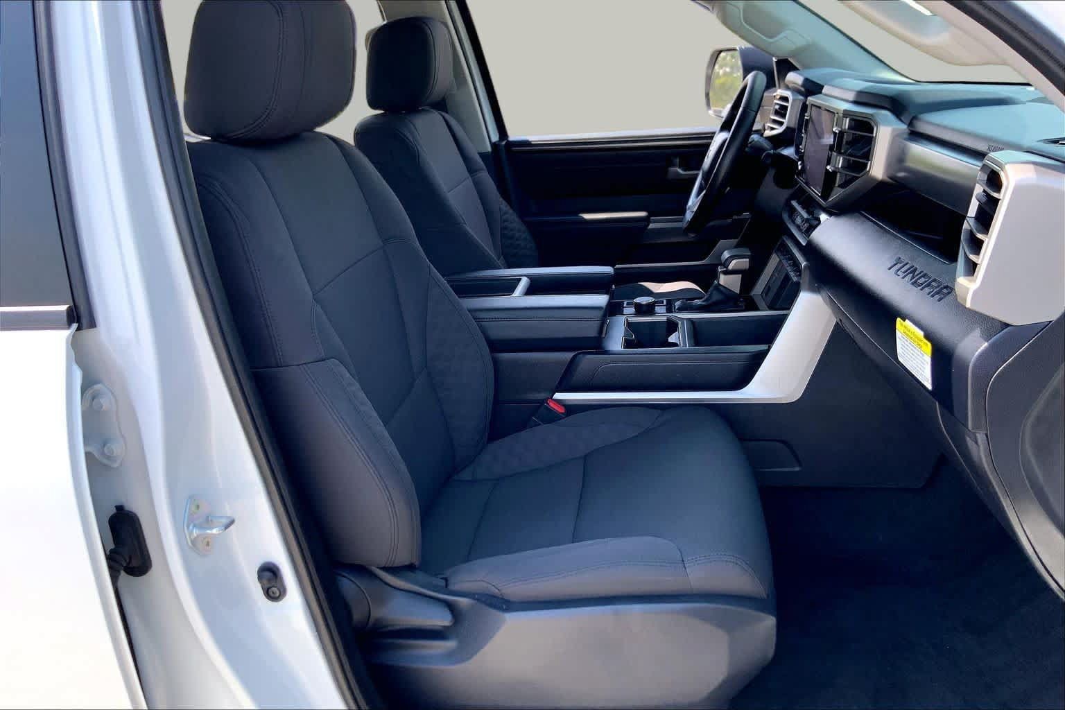 Used 2024 Toyota Tundra SR5 AWD/4WD image 9