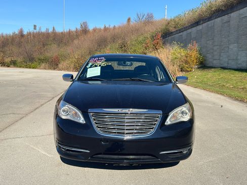Used 2012 Chrysler 200 Limited image 11