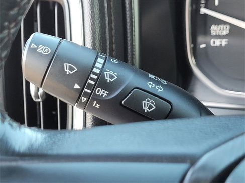 Used 2020 GMC Sierra 1500 AT4 w/ AT4 Premium Package image 29