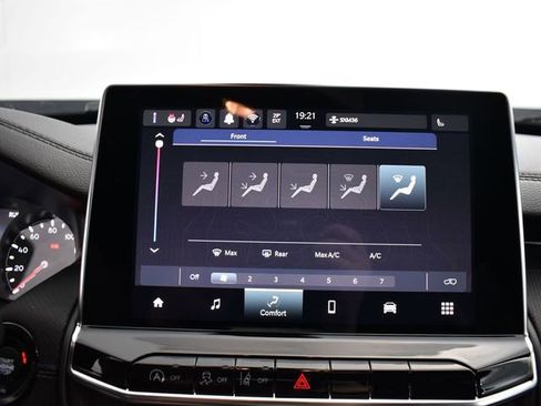 New 2026 Jeep Compass Latitude AWD/4WD image 23
