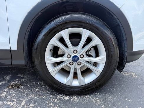 Used 2019 Ford Escape SE FWD image 27