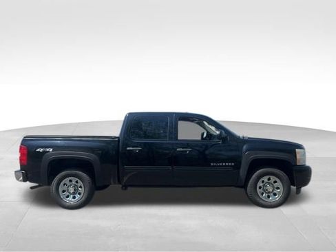 Used 2011 Chevrolet Silverado 1500 LS AWD/4WD image 6