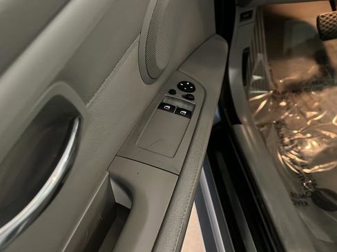 Used 2009 BMW 328i Coupe image 18