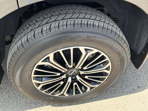 New 2026 Nissan Armada Platinum AWD/4WD image 26