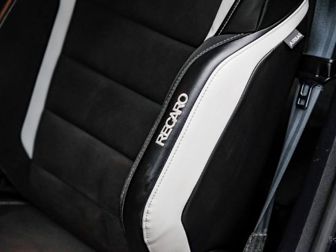 Used 2020 Ford Mustang Shelby GT500 w/ Carbon Fiber Track Pack image 41