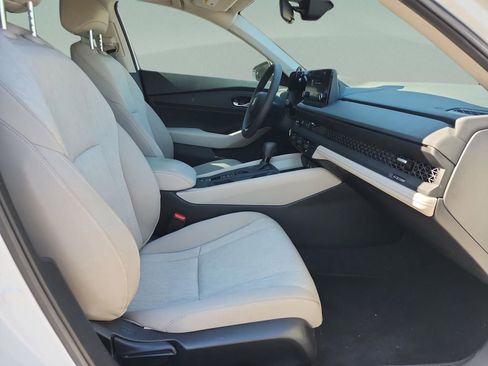 Used 2024 Honda Accord EX image 19