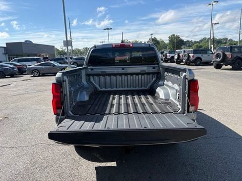 Used 2024 Chevrolet Colorado Z71 w/ Advanced Trailering Package AWD/4WD image 29