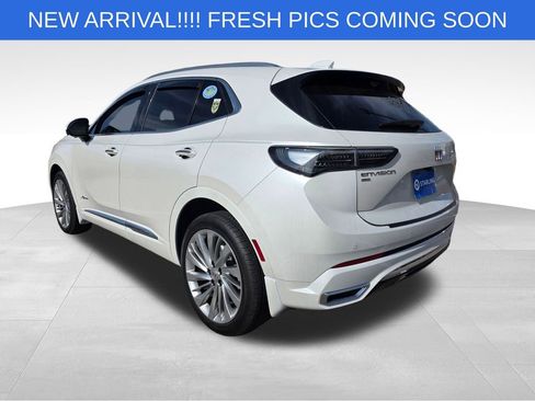 Used 2024 Buick Envision Avenir image 5