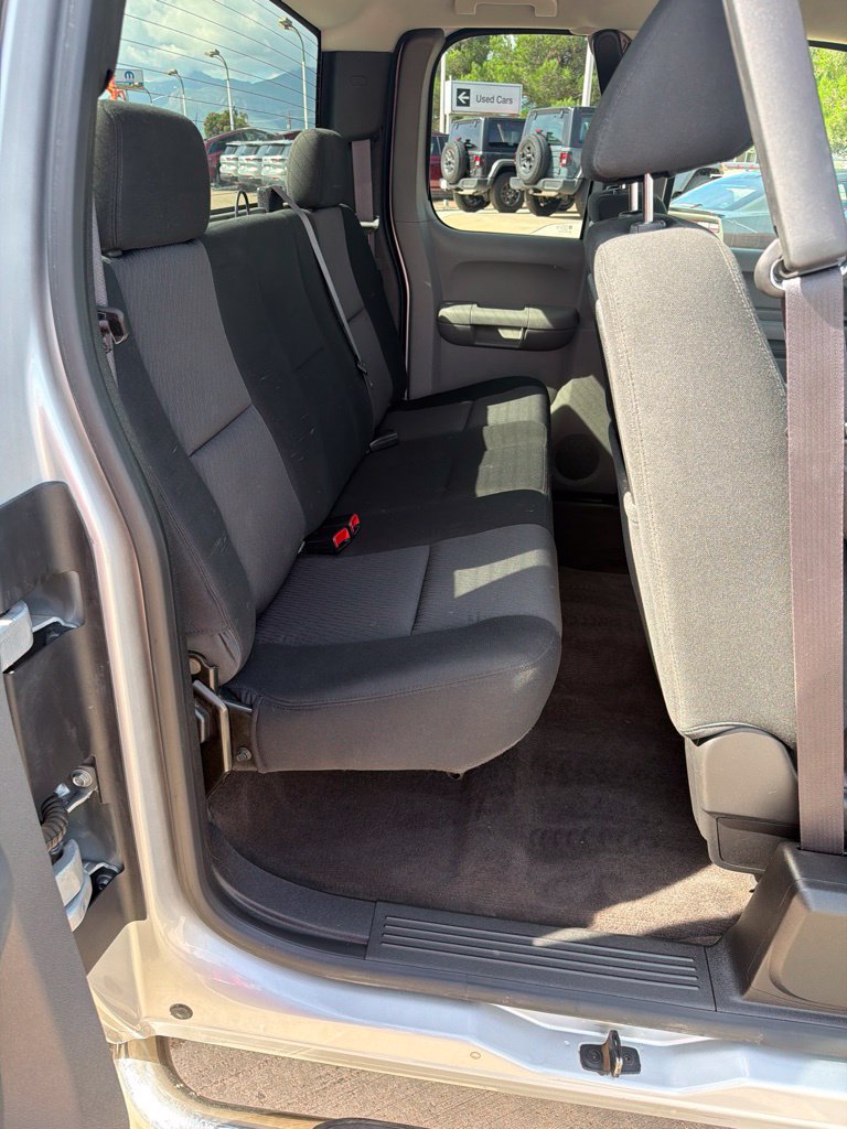 Used 2013 GMC Sierra 2500 W/T w/ Work Truck Preferred Package AWD/4WD image 19