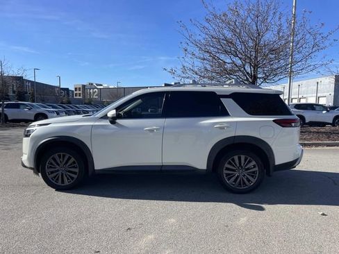 Used 2022 Nissan Pathfinder SL w/ SL Premium Package image 6