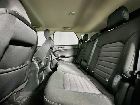 Used 2023 Ford Edge SE w/ Black Appearance Package AWD/4WD image 27