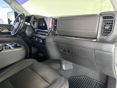 Used 2024 Chevrolet Silverado 2500 LTZ AWD/4WD image 24