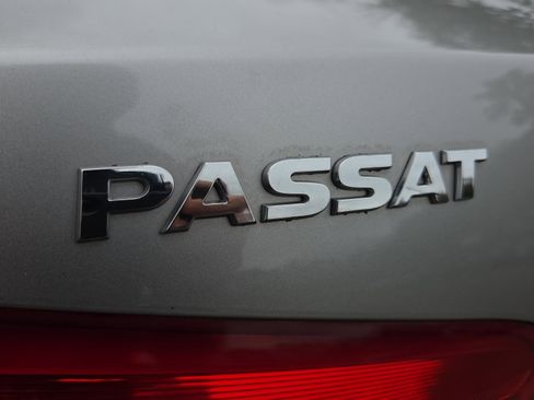 Used 2014 Volkswagen Passat 1.8T SE image 17