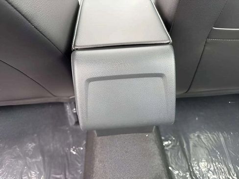 New 2026 Volkswagen Jetta SE image 9