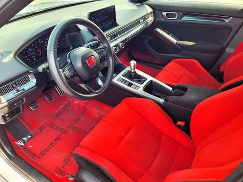 Used 2024 Honda Civic Type R image 10