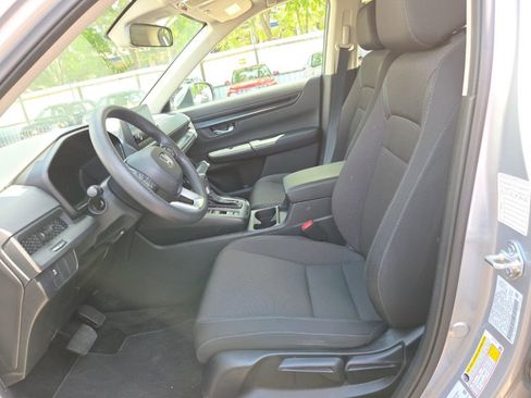 Used 2025 Honda CR-V LX image 3