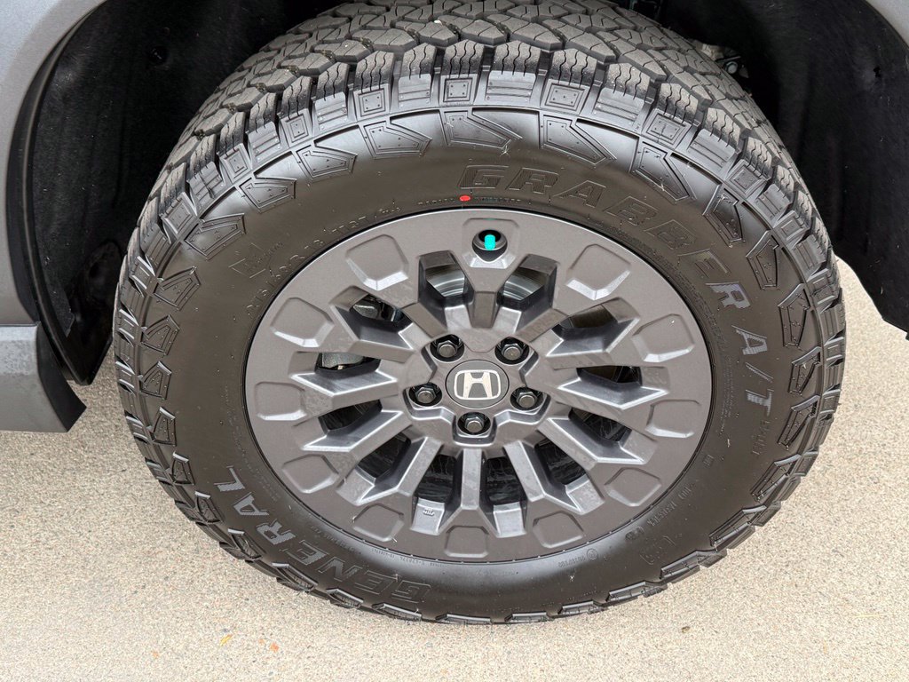 Used 2026 Honda Passport TrailSport image 11
