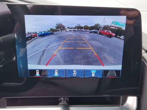 Used 2024 Chevrolet Corvette Stingray w/ Z51 Performance Package image 17